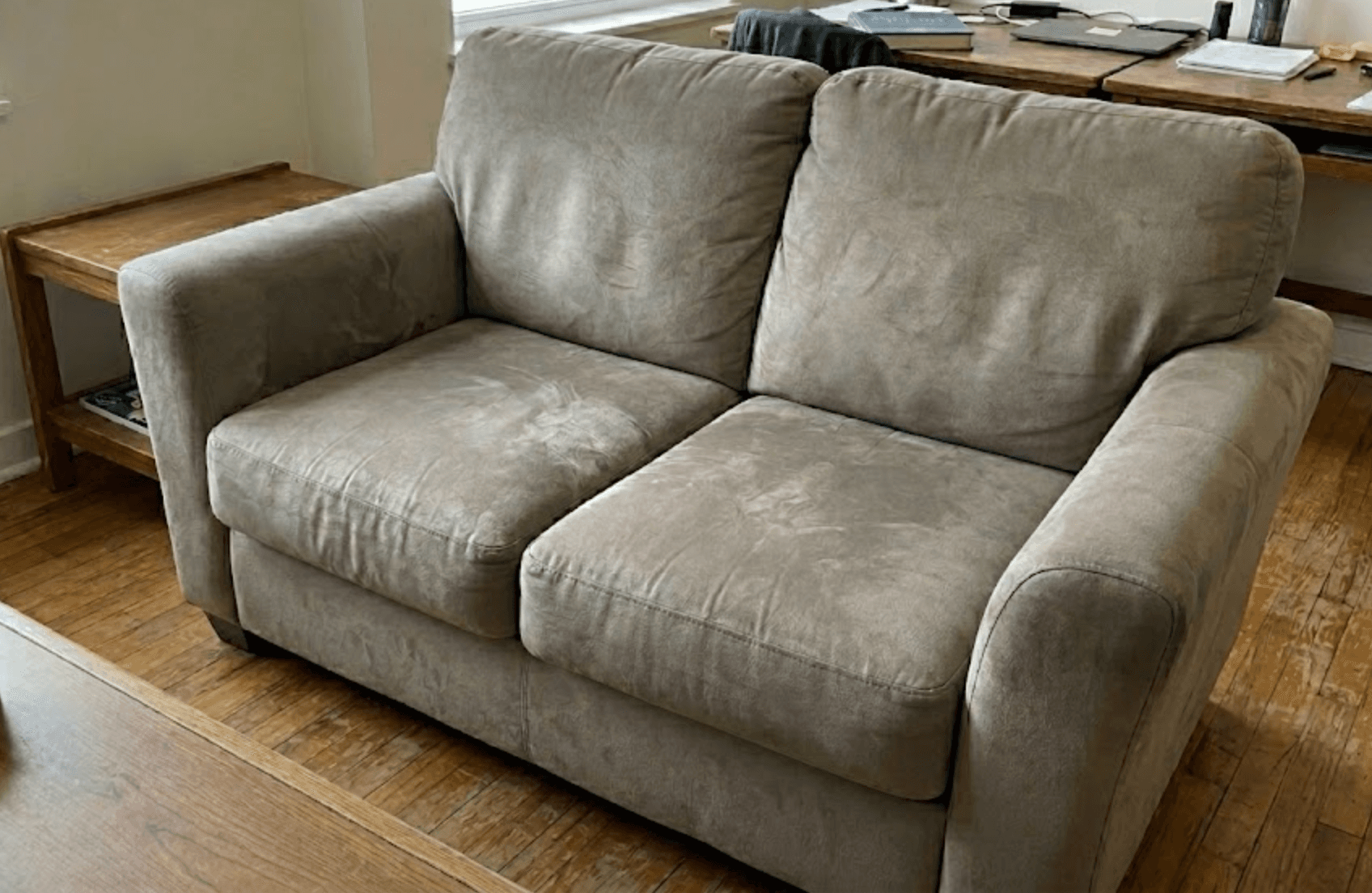 Sofa Listing
